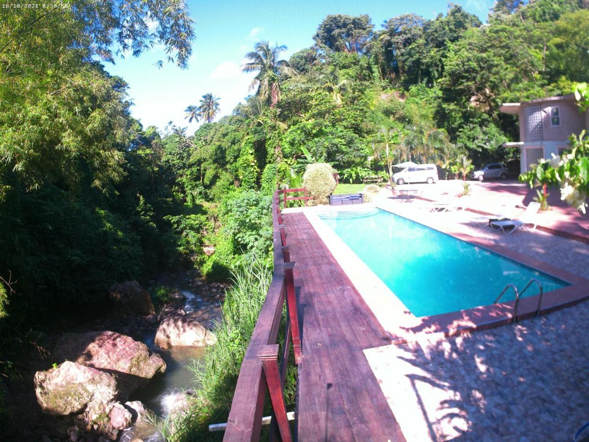 Toraille Waterfall Poolside Apartment Soufrière Eksteriør bilde