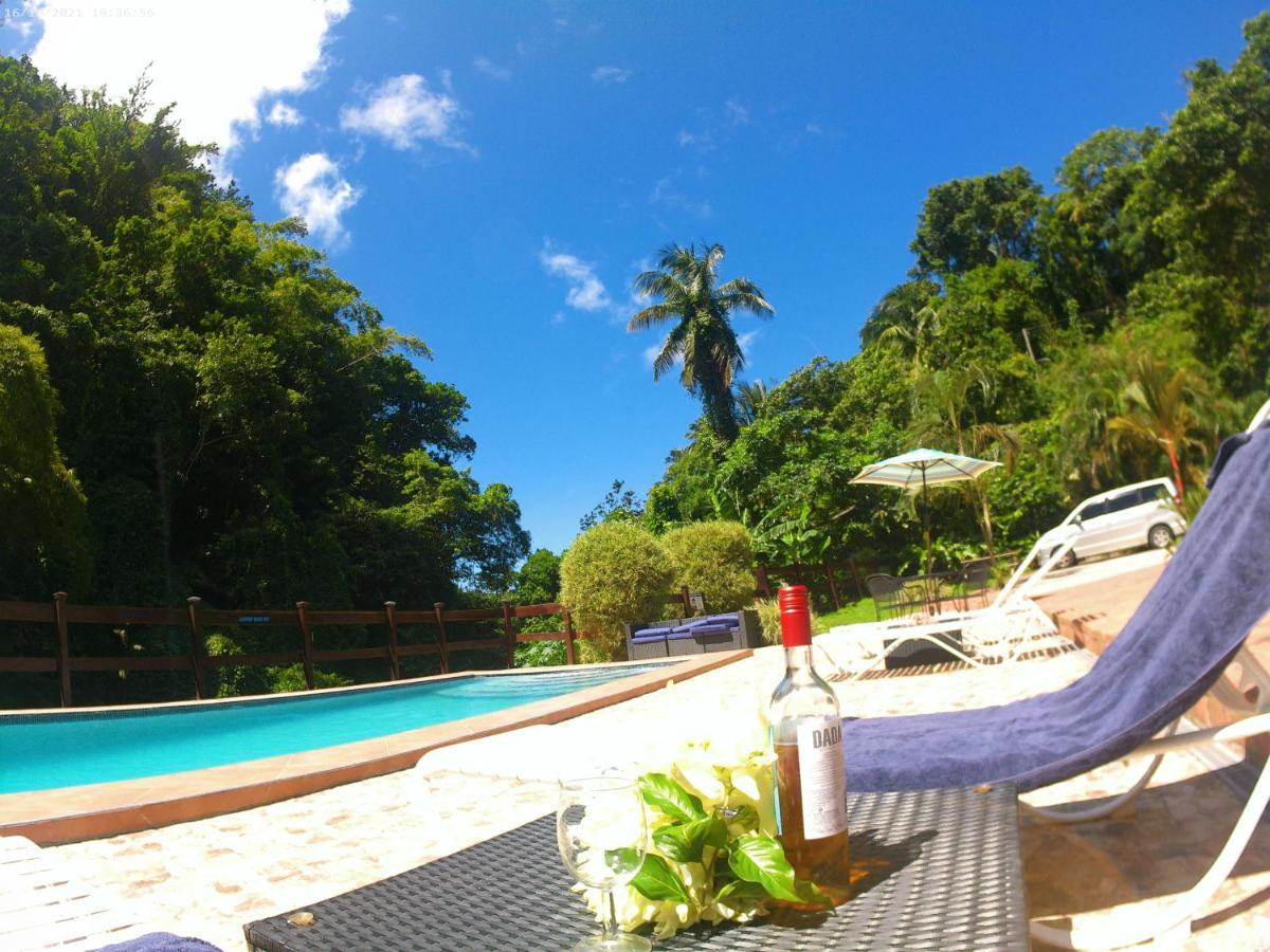 Toraille Waterfall Poolside Apartment Soufrière Eksteriør bilde