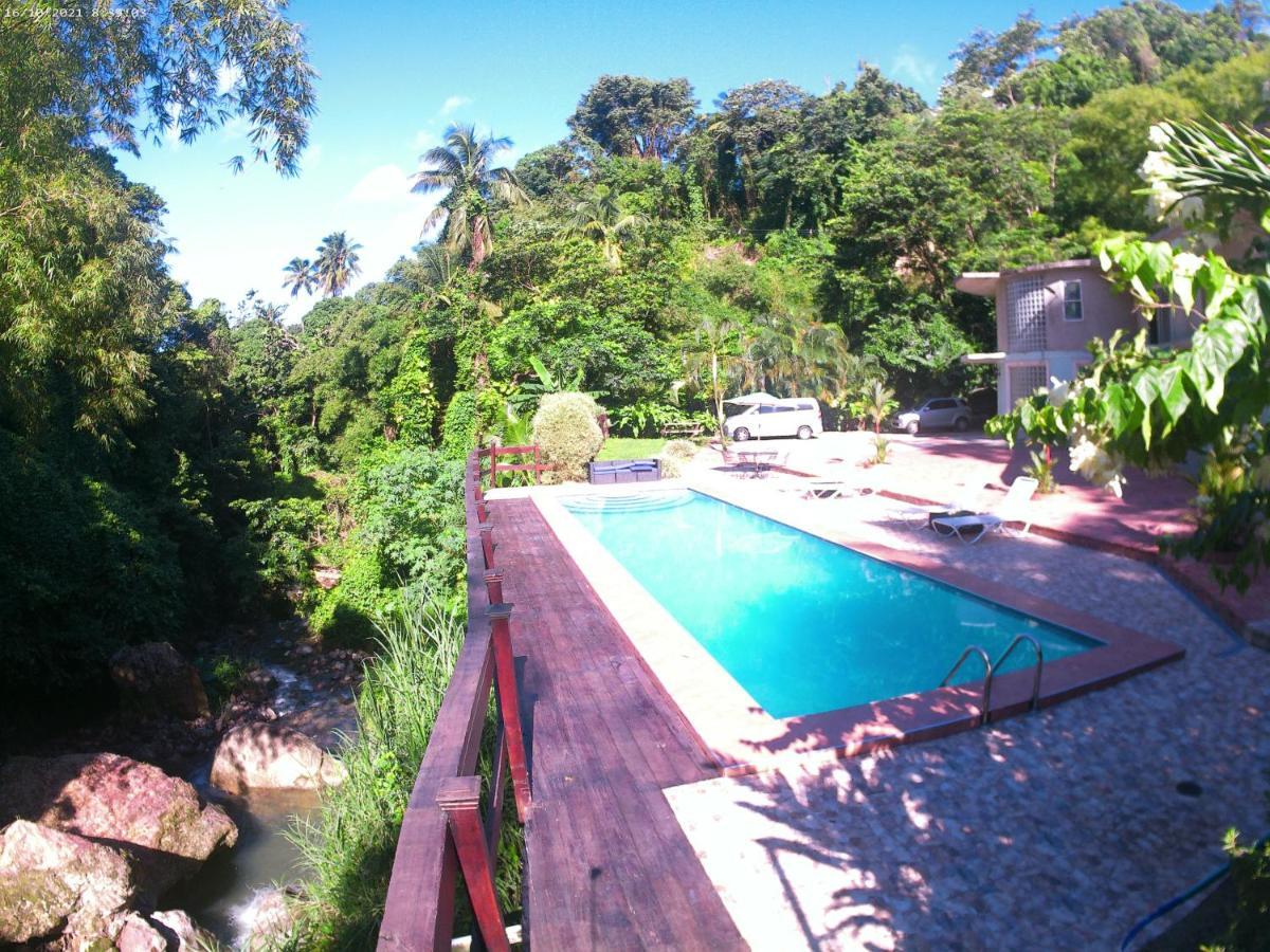 Toraille Waterfall Poolside Apartment Soufrière Eksteriør bilde