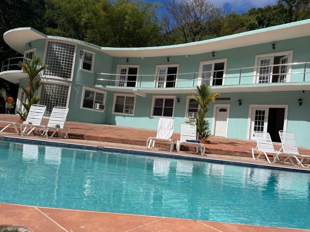 Toraille Waterfall Poolside Apartment Soufrière Eksteriør bilde